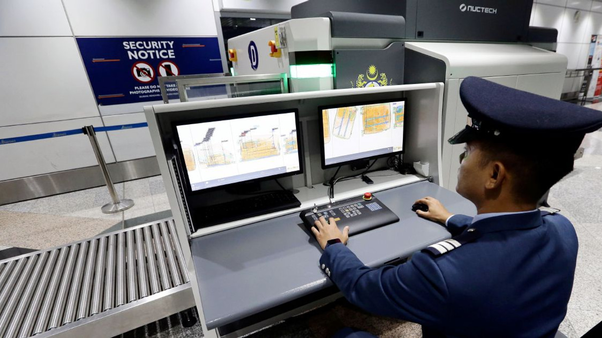 KLIA Screening Failures Rooted in Protocol Gaps, Not Equipment Deficiency, Says Saifuddin