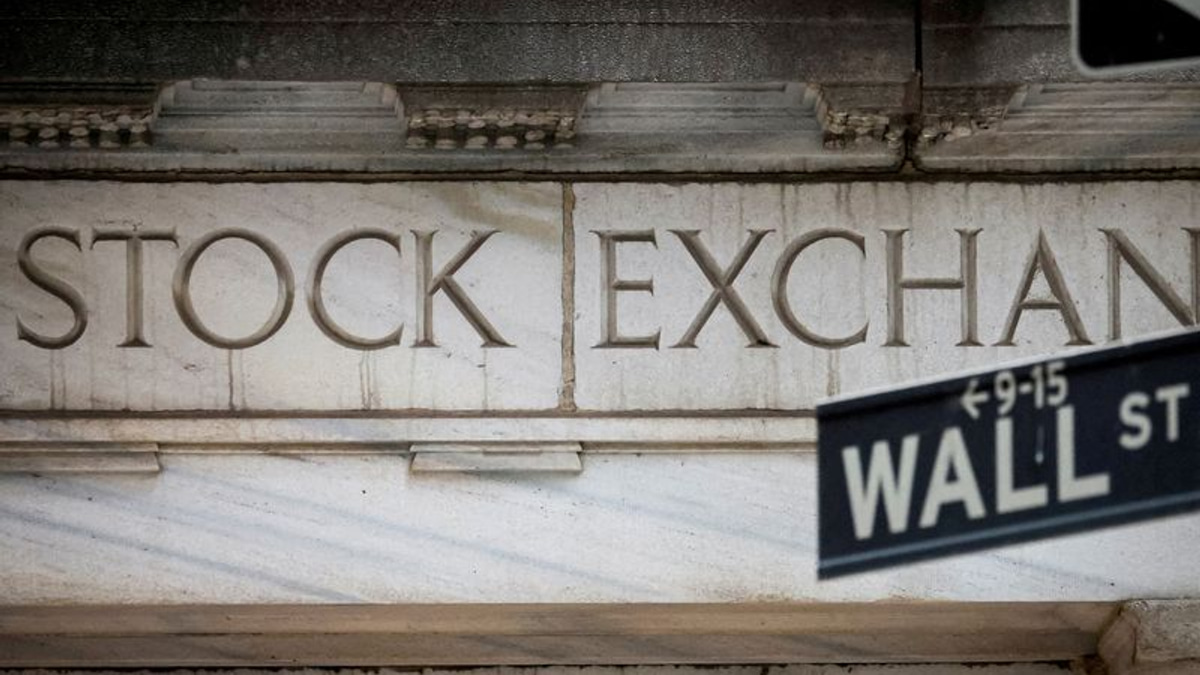 Wall Street's AI Acronym MANGOS Sparks Race for New Investment Funds