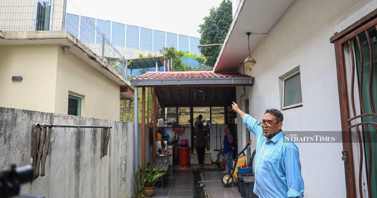 Family Sues ECRL Project Parties Over Home Safety Damage Claims