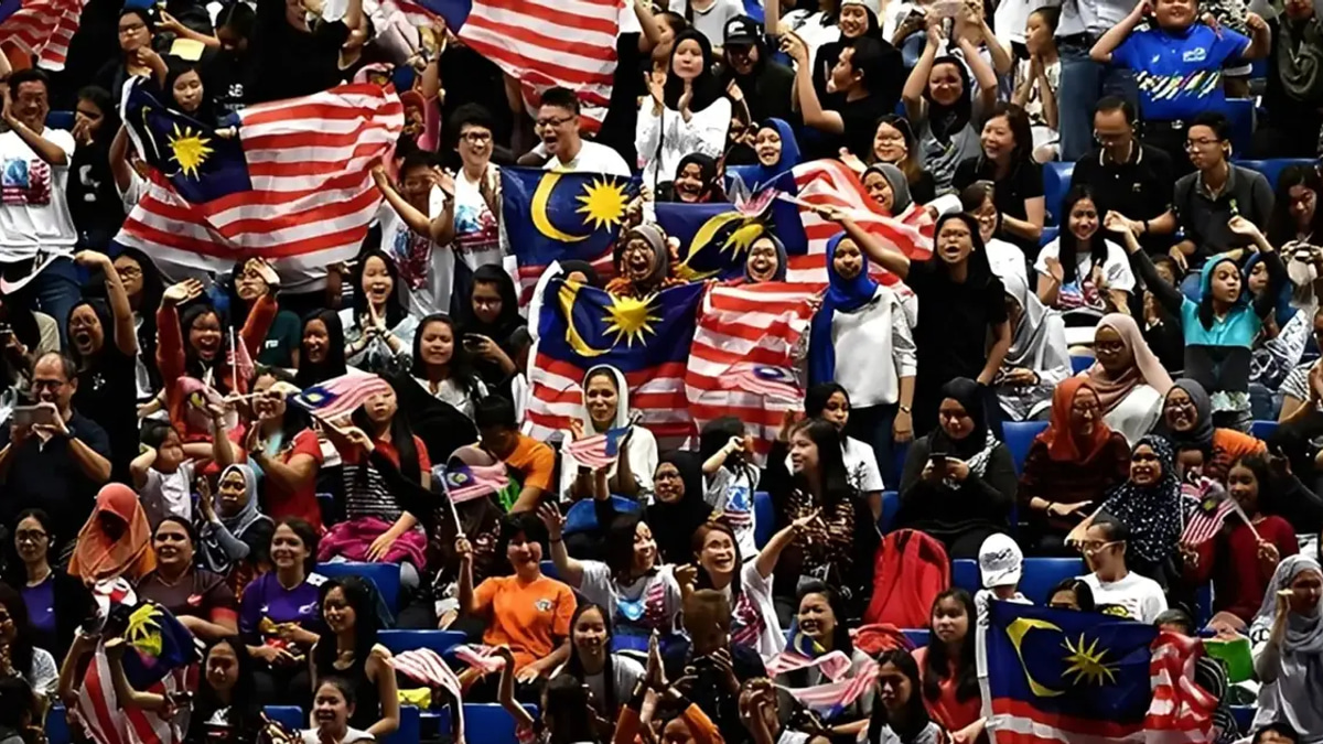 PM Anwar Warns Against Extremist Minority Drowning Out Moderate Voices