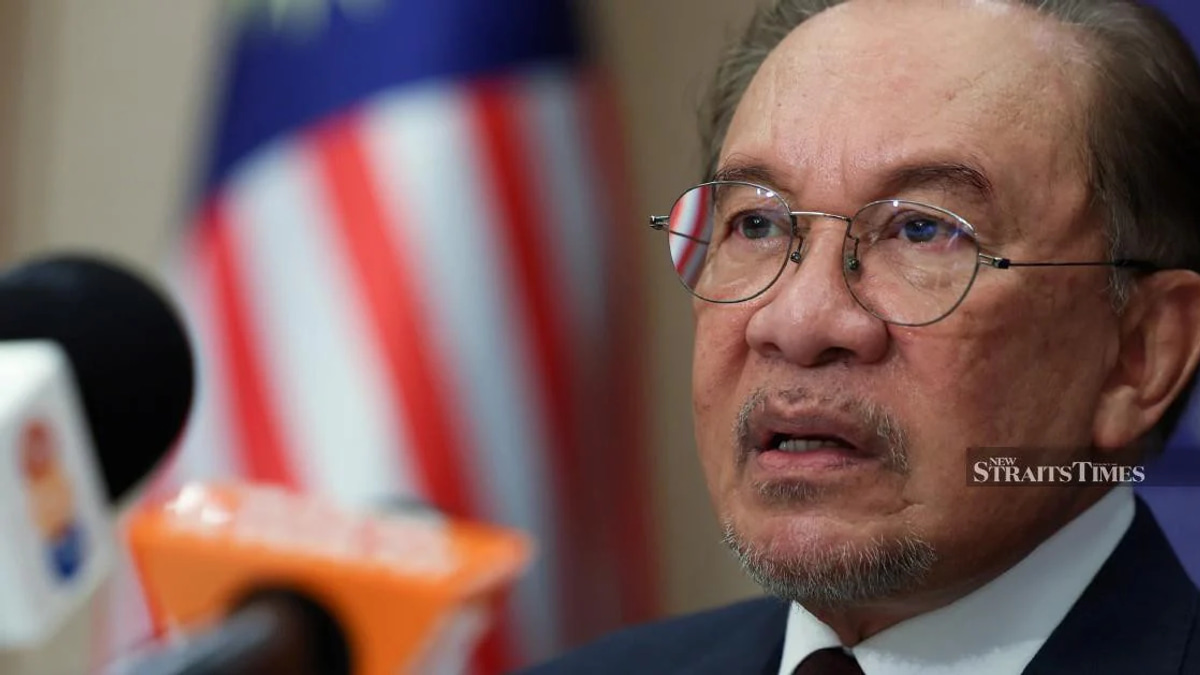 Anwar backs US-Iran move to resolve tensions
