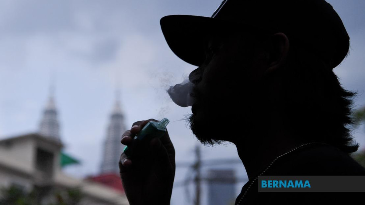MOH Reports 683,704 Premises Inspected Under New Smoking Control Act