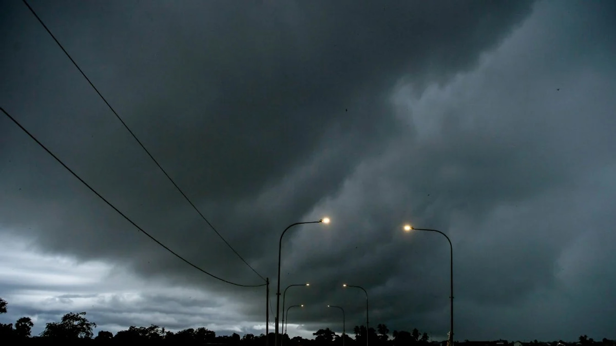 MetMalaysia Issues Severe Weather Alert for Thunderstorms and Heavy Rain Across Nation