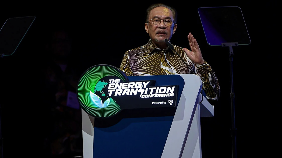 TNB Ready to Power Malaysia's AI and Data Centre Boom, Says Anwar