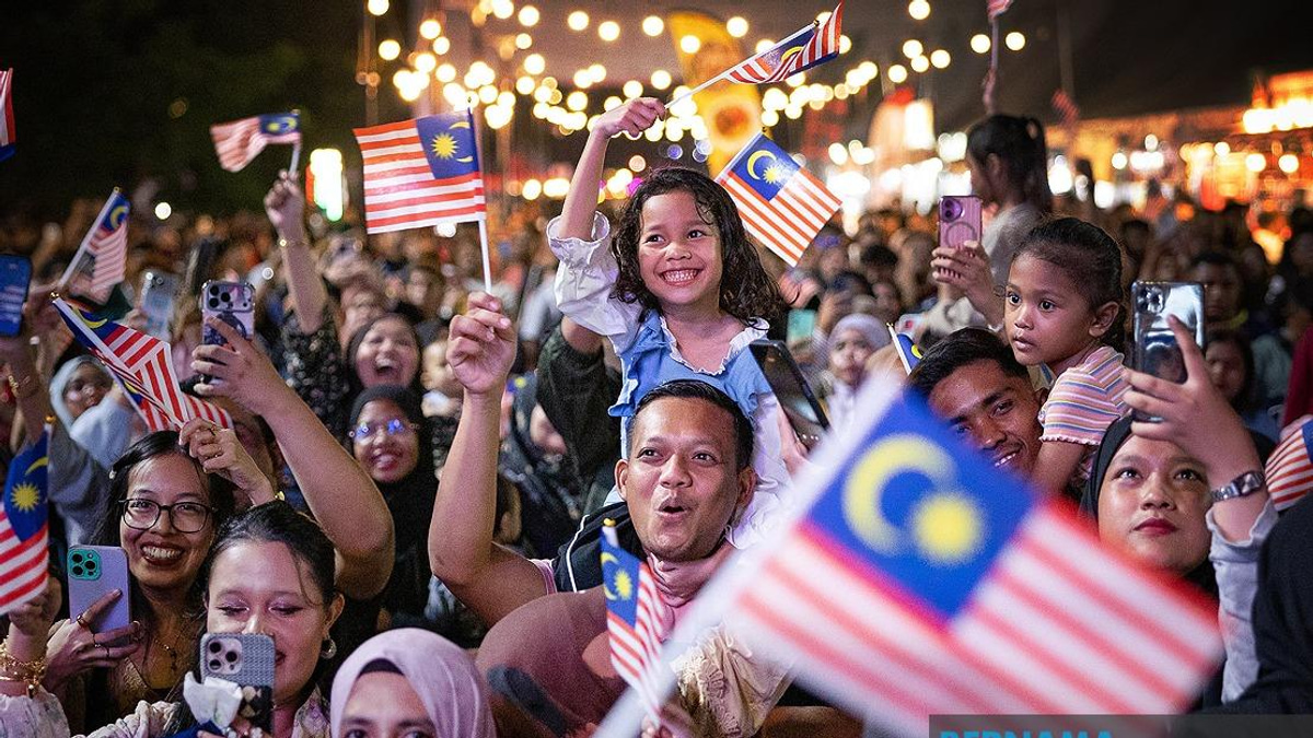 Malaysia Celebrates 69th National Day Eve with Patriotic Fervour Across the Nation