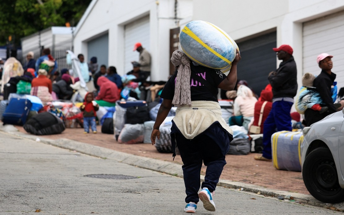 South Africa Relocates Zimbabwean Migrants Amid Anti-Immigrant Tensions