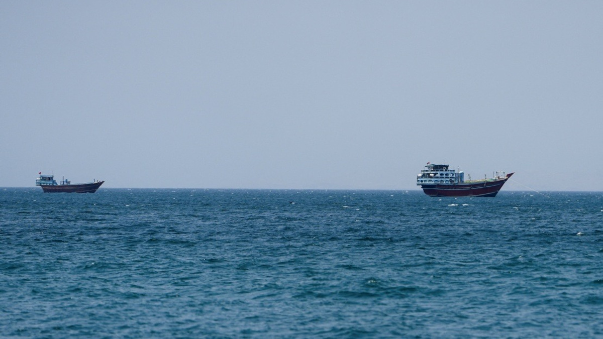 Iran's Security Chief Links Strait of Hormuz Reopening to US Concessions