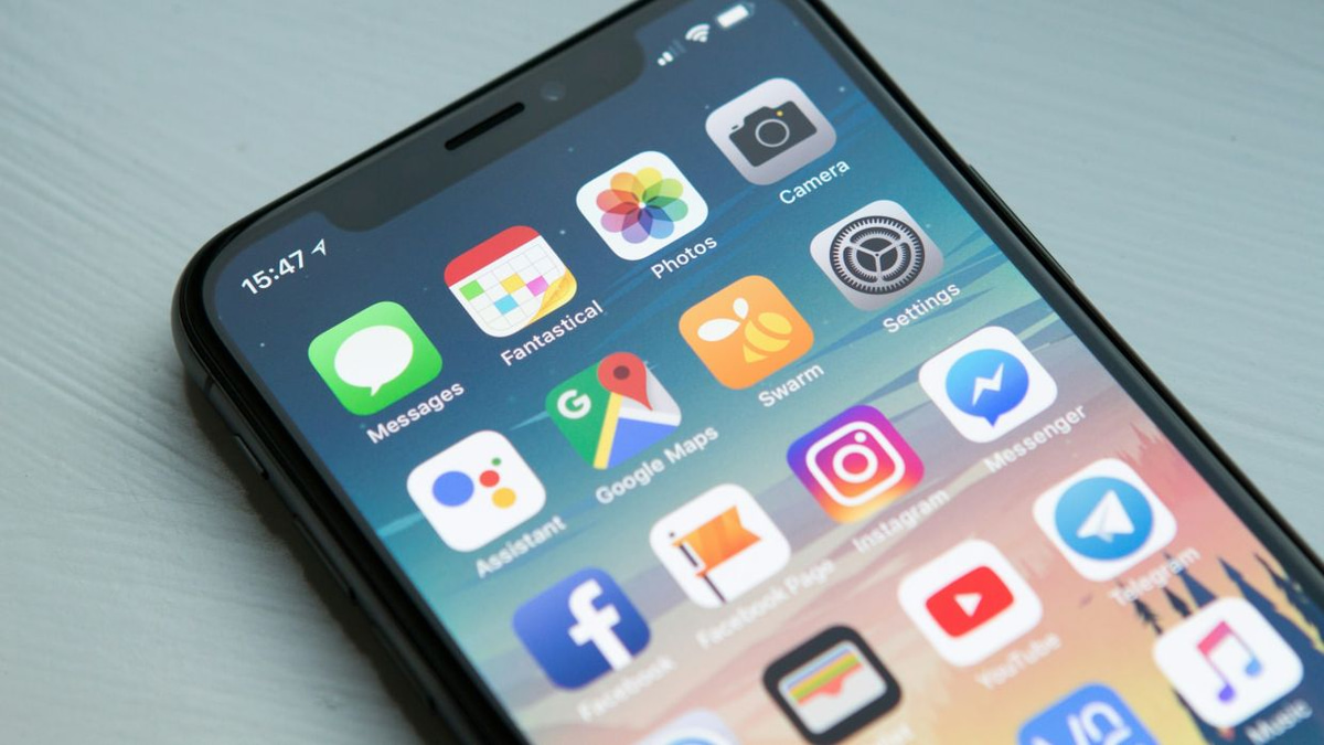 Canadian Cybersecurity Firm Sues Ex-Contractor Over iPhone Hacking Flaw Disclosure