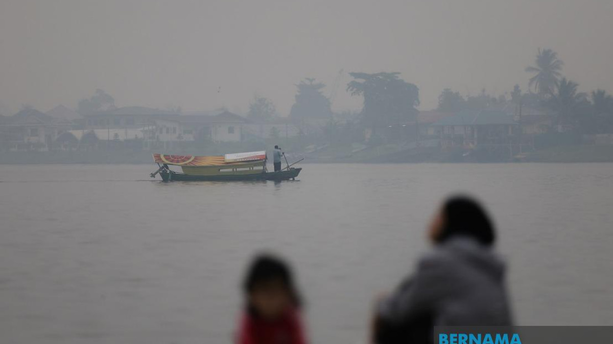 Malaysia Deploys Cloud Seeding in Haze-Hit States as Air Quality Deteriorates