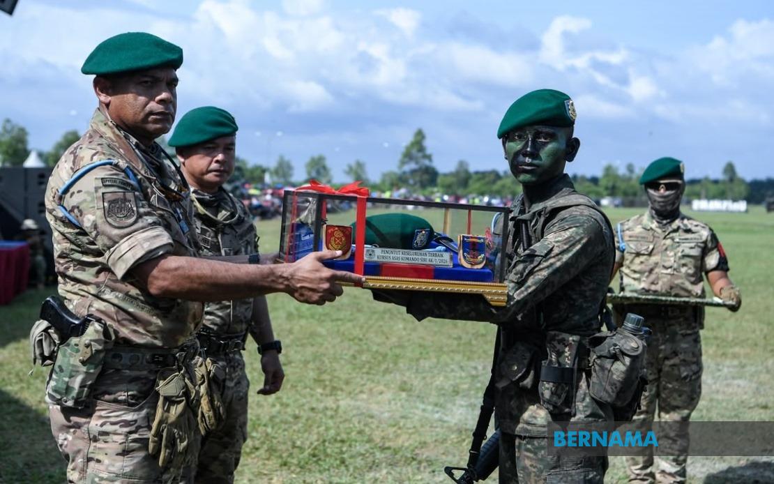 From Failure to Distinction: Young Officer Wins Top Commando Trainee Honours