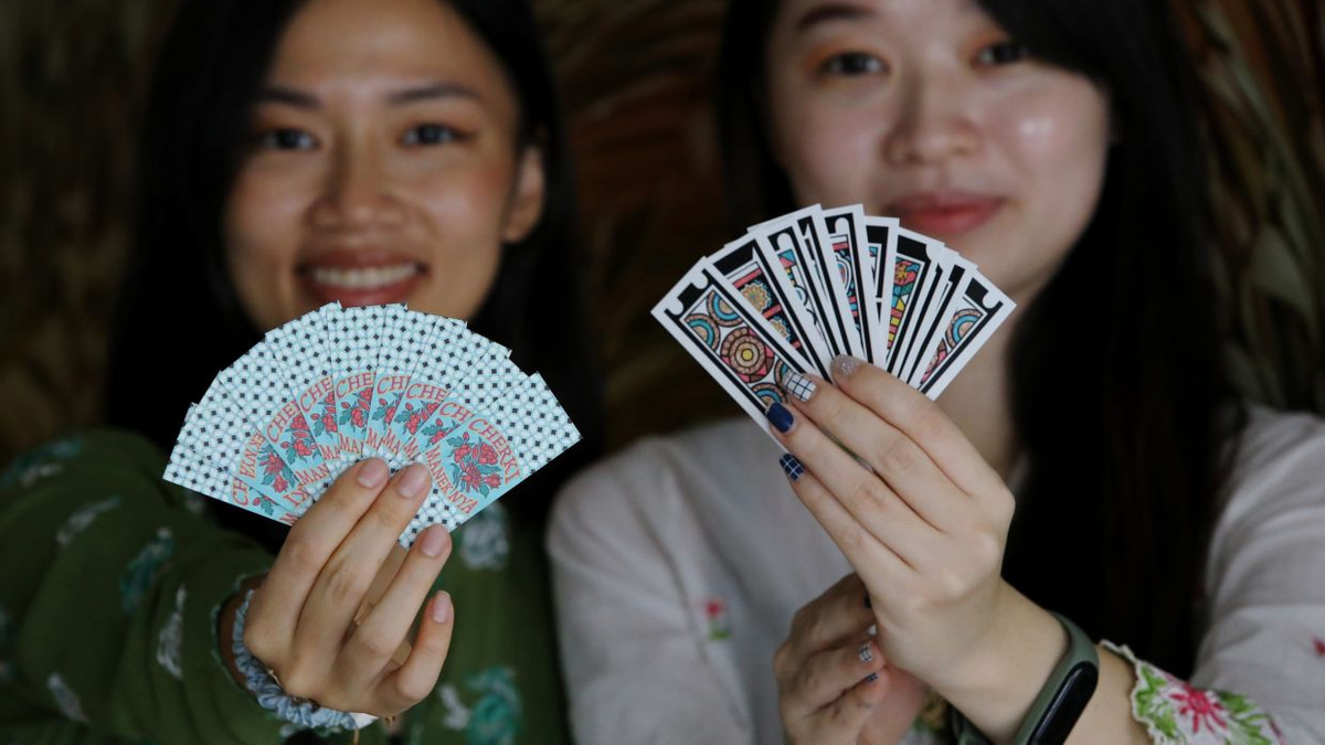 Two Sisters Revive Cherki, a Forgotten Peranakan Card Game, for the Modern Generation