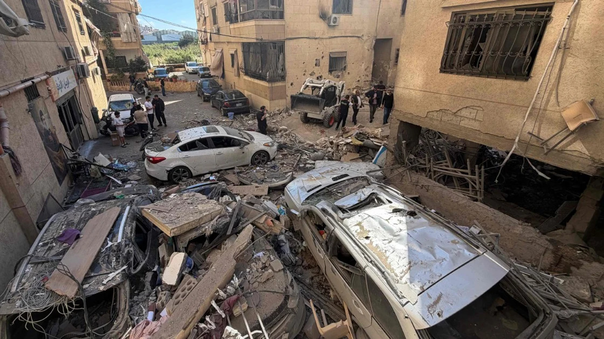 Netanyahu Orders Military Strikes on Beirut Hezbollah Stronghold