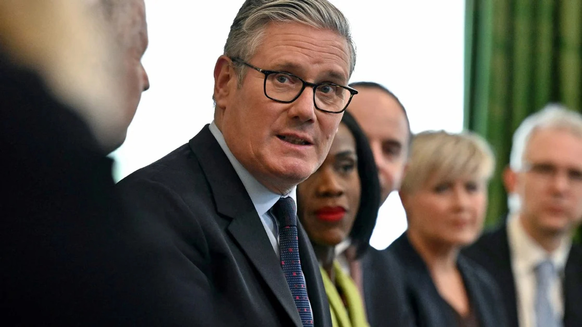 UK PM Condemns Belfast Violence as 'Shocking and Completely Unacceptable'