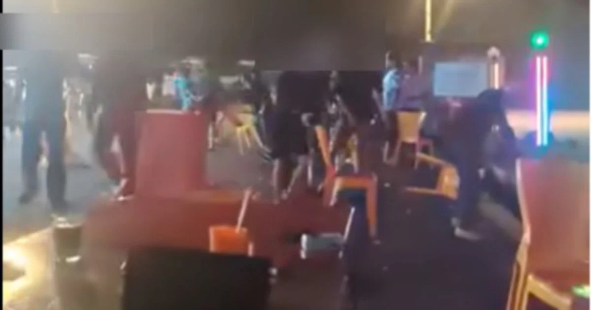 Four arrested after violent restaurant brawl erupts in Kulai