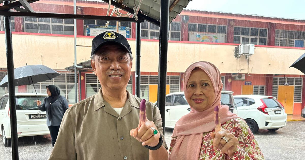 Muhyiddin Confident Johor Election Will Draw Over 70% Voter Turnout Despite Rainy Conditions