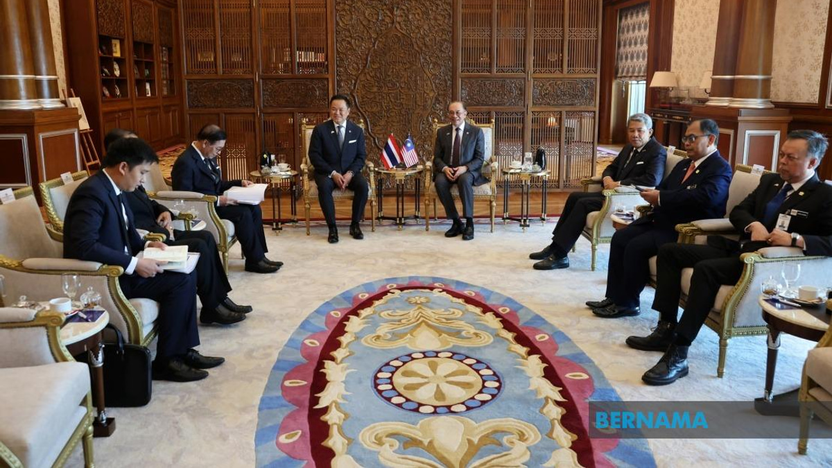Malaysia Backs Dialogue Approach to Myanmar Crisis, Eyes Thailand's Mediation Role