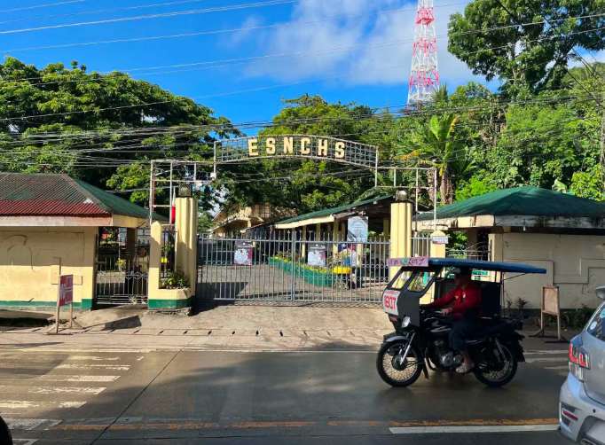 Philippine school closes after bomb and gun threats spark security alert