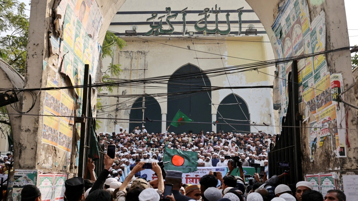 Bangladesh tribunal sentences three police officers to death for killing protesters during 2024 uprising
