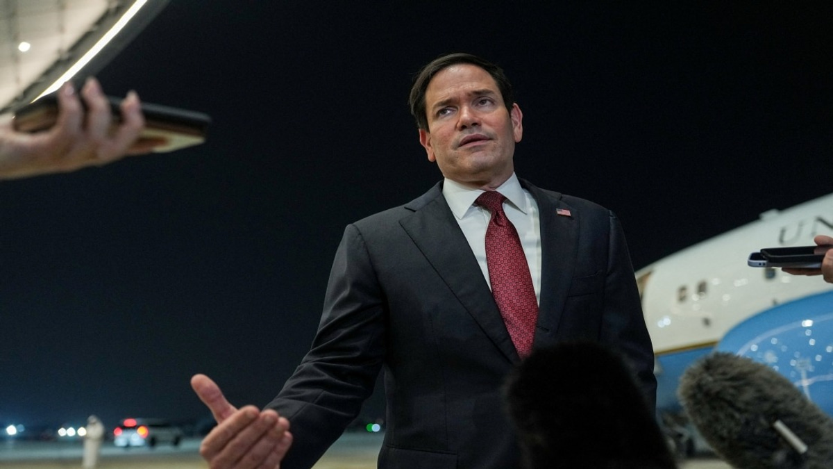 US Won't Fund Iran Reconstruction Initiative, Says Rubio