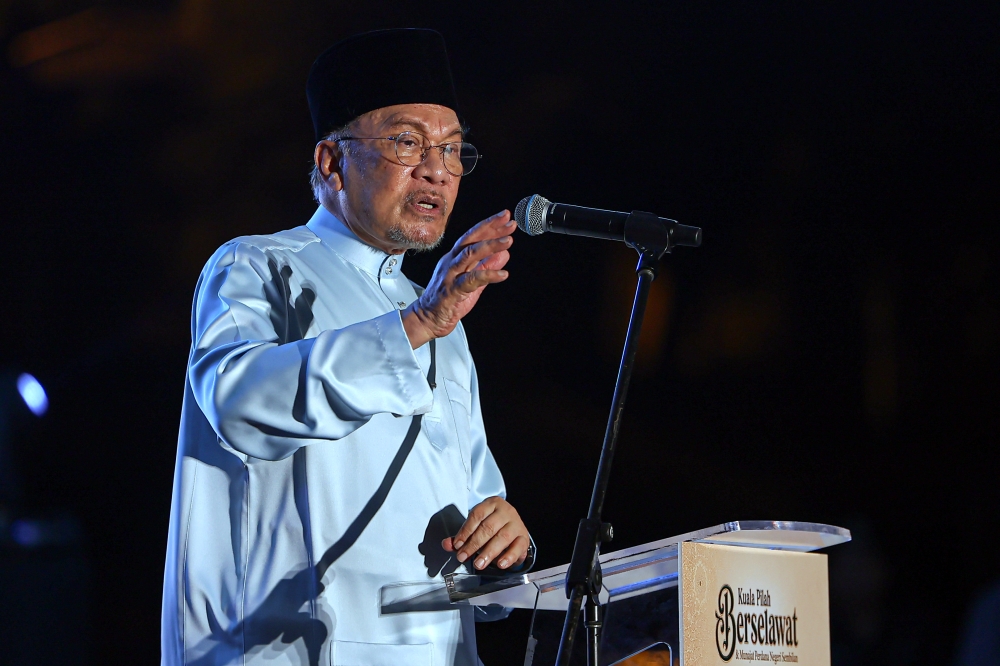 Anwar Pushes PKR to Remain Mass Movement Beyond Electoral Cycles