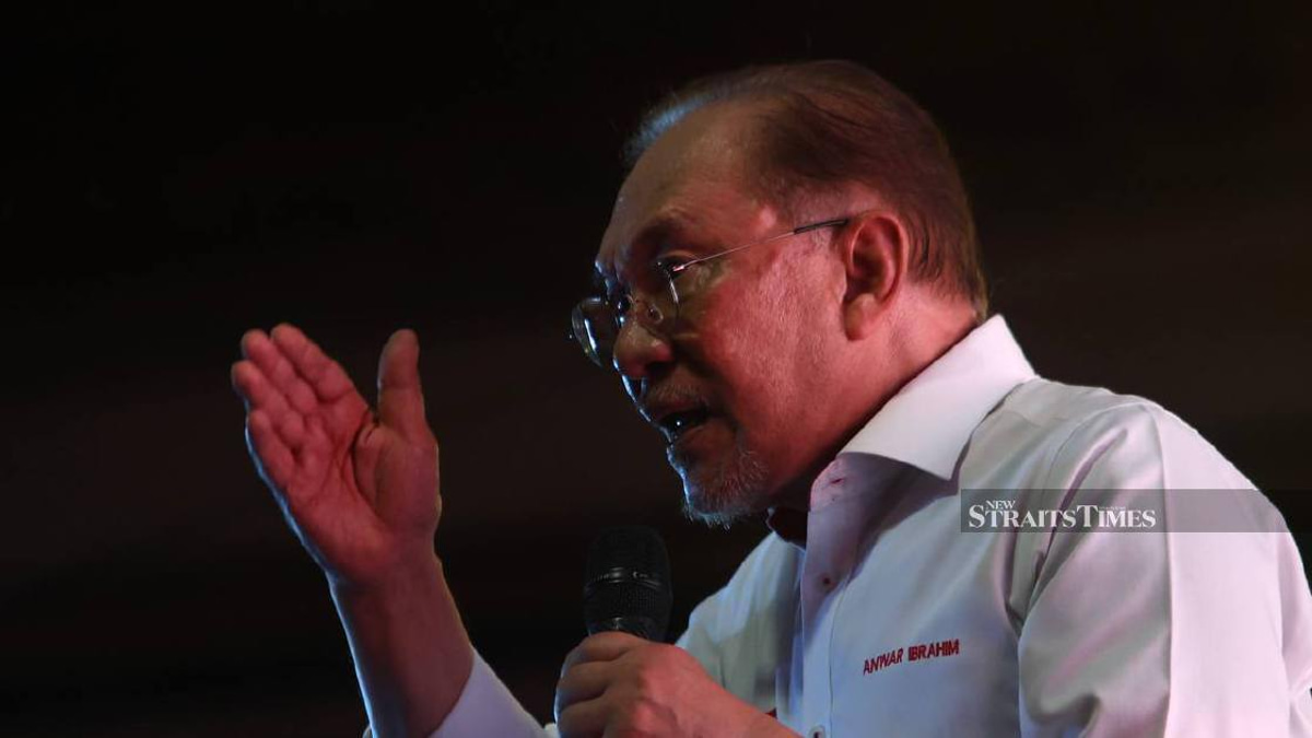 Anwar Vows Swift Action Against Officials Who Betray Public Trust