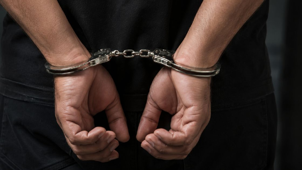 Penang Police Dismantle Drug Operation, Arrest Three and Seize Smoke Grenades