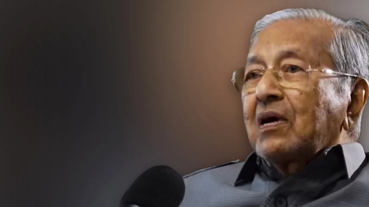 At 101, Tun Mahathir Advocates Simple Living Philosophy: Eat to Live, Not Live to Eat