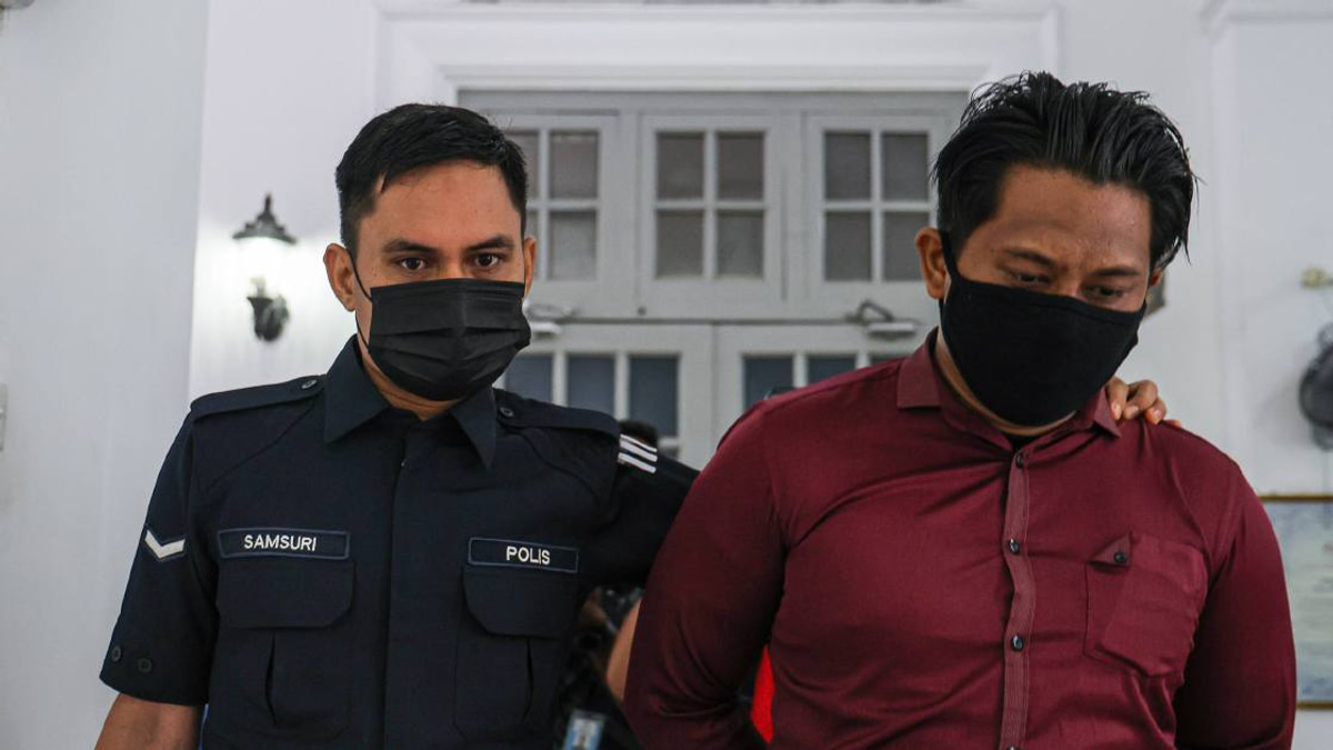 Educator Charged With Five Sexual Assault Counts and Pornography Offences