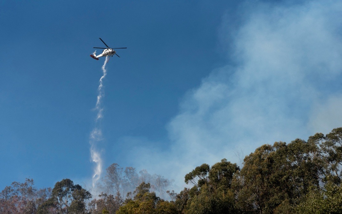 Two Killed in Helicopter Crash During Major Utah Wildfire Fighting Operations