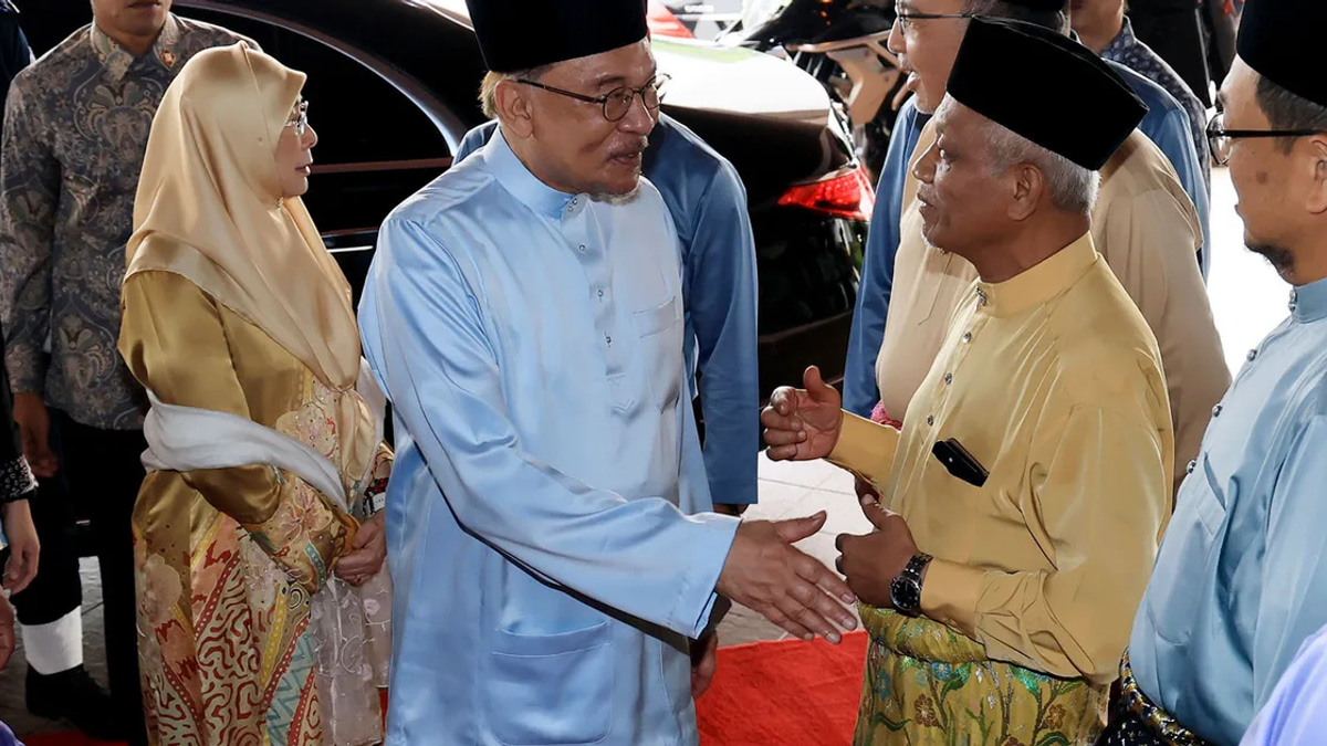 Cabinet to Review Forensic Audit Proposal for Felda, Says Anwar