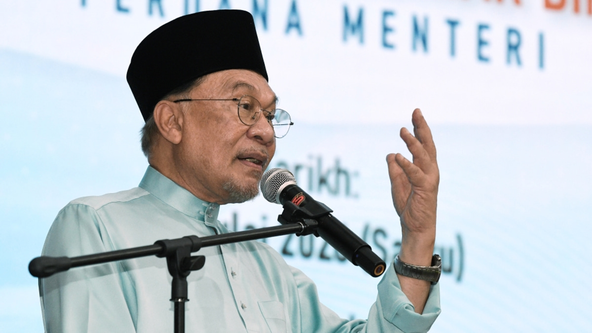 Anwar Rebukes Kedah Menteri Besar Over Remarks Seen as Threatening National Cohesion