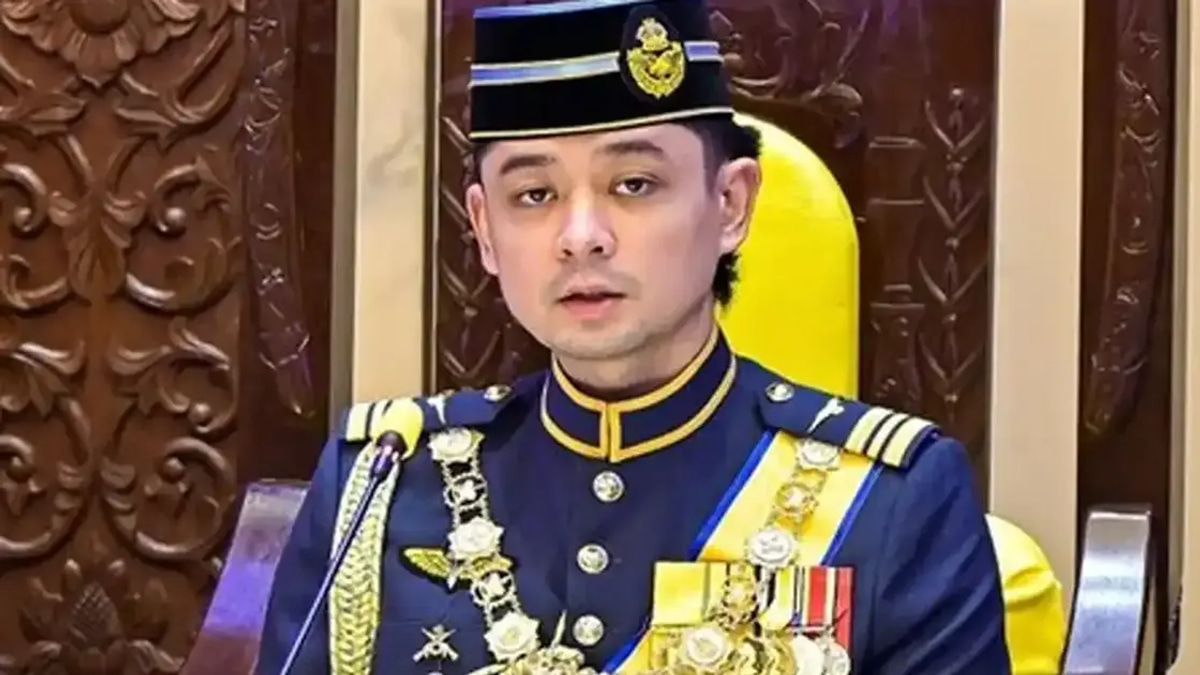 Tengku Hassanal Orders Armed Forces to Seek Royal Approval Before Conducting Exercises Off Pahang Coast