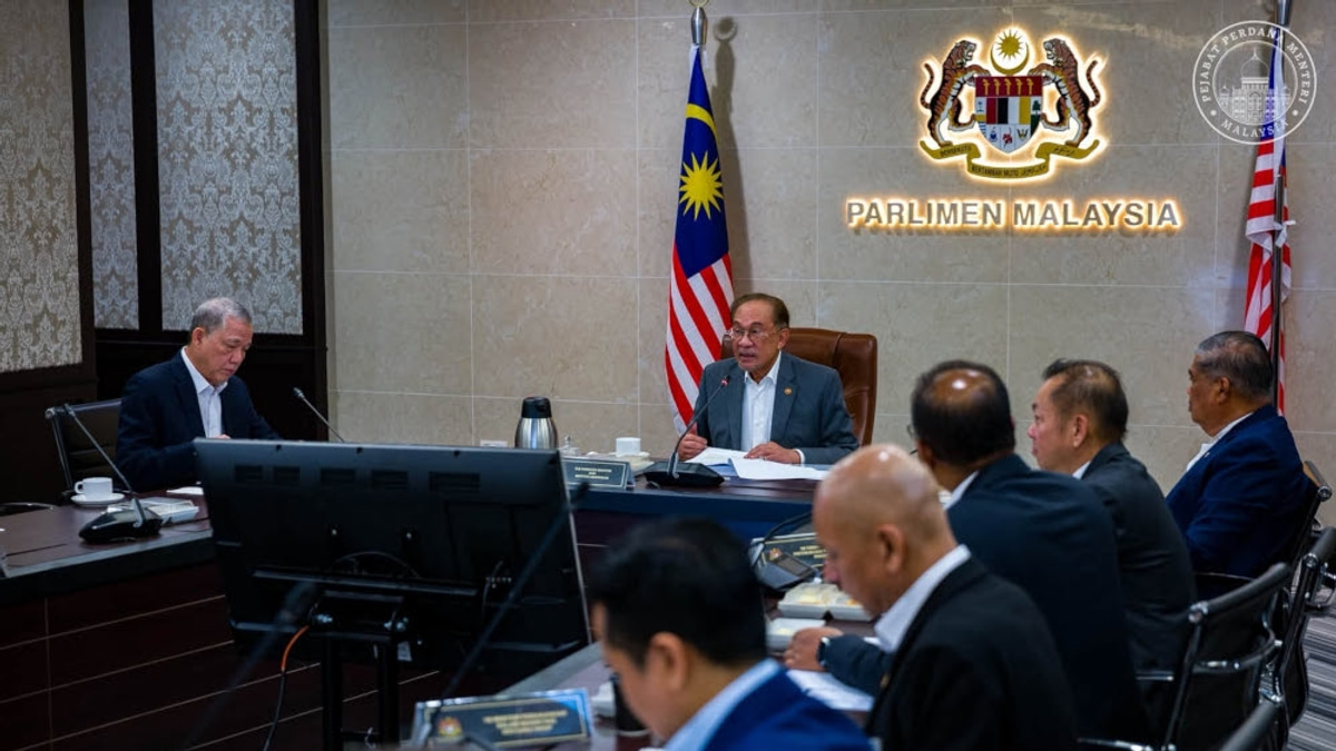 Anwar Mobilises Government to Shield Malaysia from El Niño Food Crisis