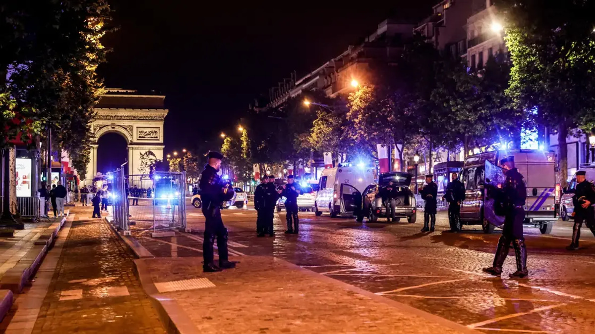 79 Arrested as Paris Erupts in Clashes Following PSG's Champions League Win