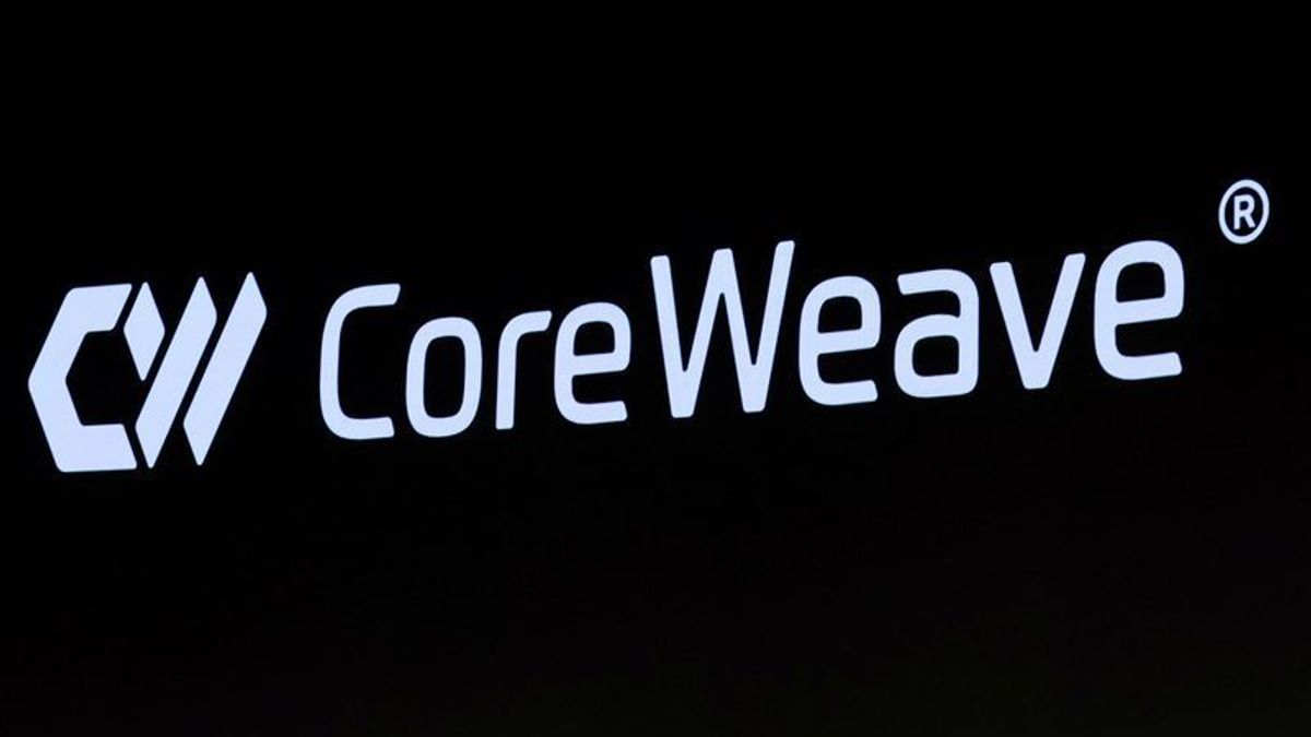 CoreWeave Weighs Financial Hedges to Protect Against Memory Chip Price Collapse