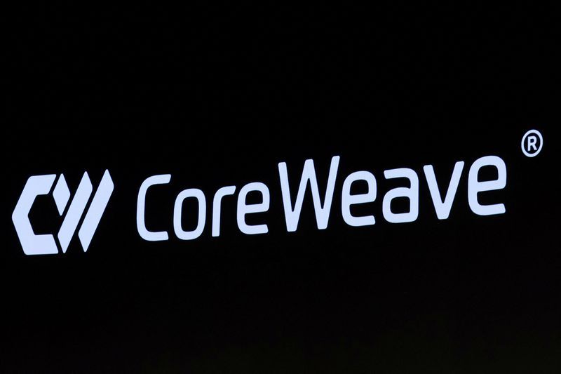 CoreWeave Weighs Financial Hedges to Protect Against Memory Chip Price Collapse