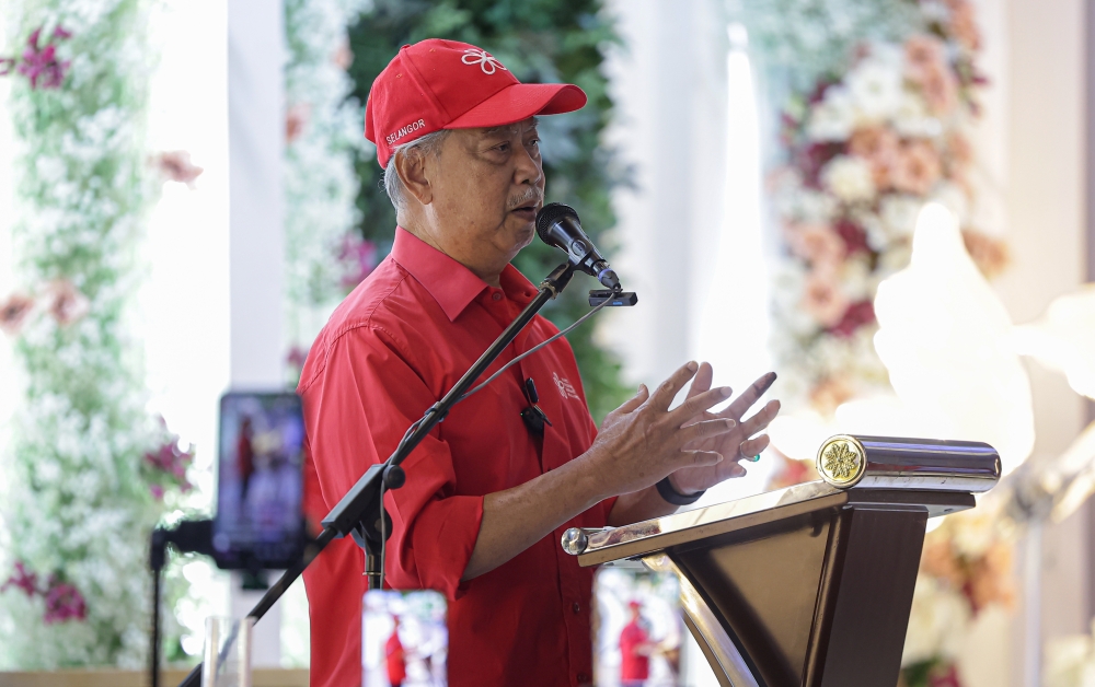 Muhyiddin Asserts Bersatu as Parliament's Sole Principled Opposition Amid Coalition Realignment