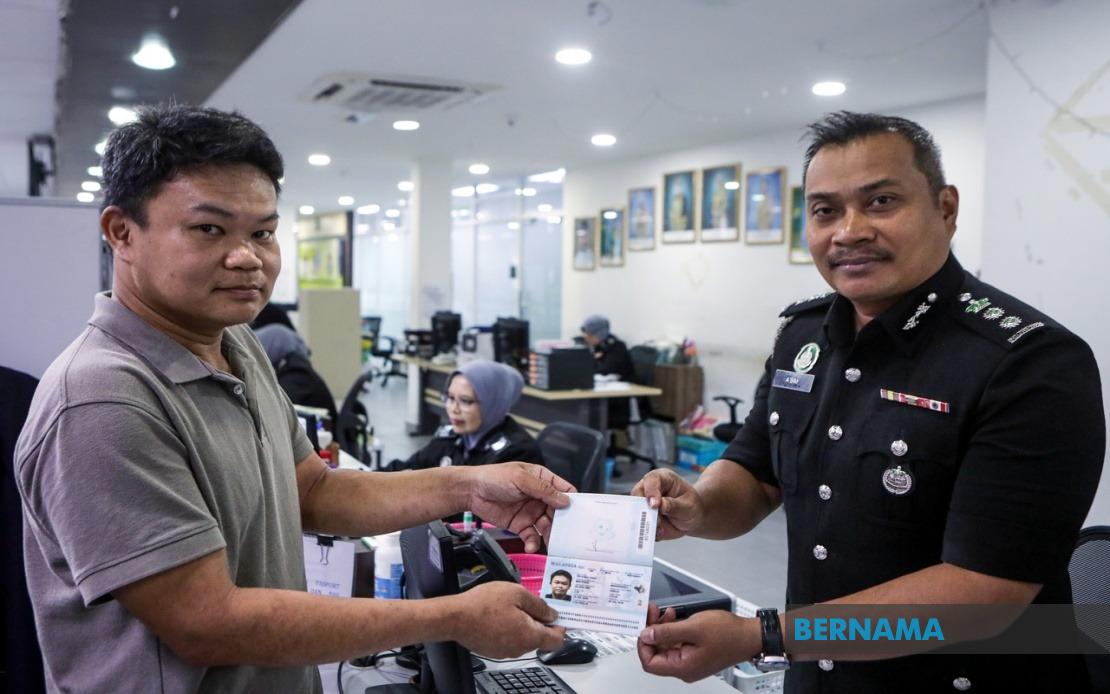 Perlis Begins Rolling Out Enhanced Malaysian International Passport with Advanced Security Features
