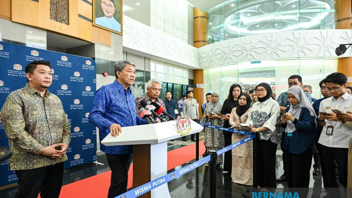 Myanmar Commits to Repatriating 5,000 Refugees by Sea, Says Malaysian Foreign Minister