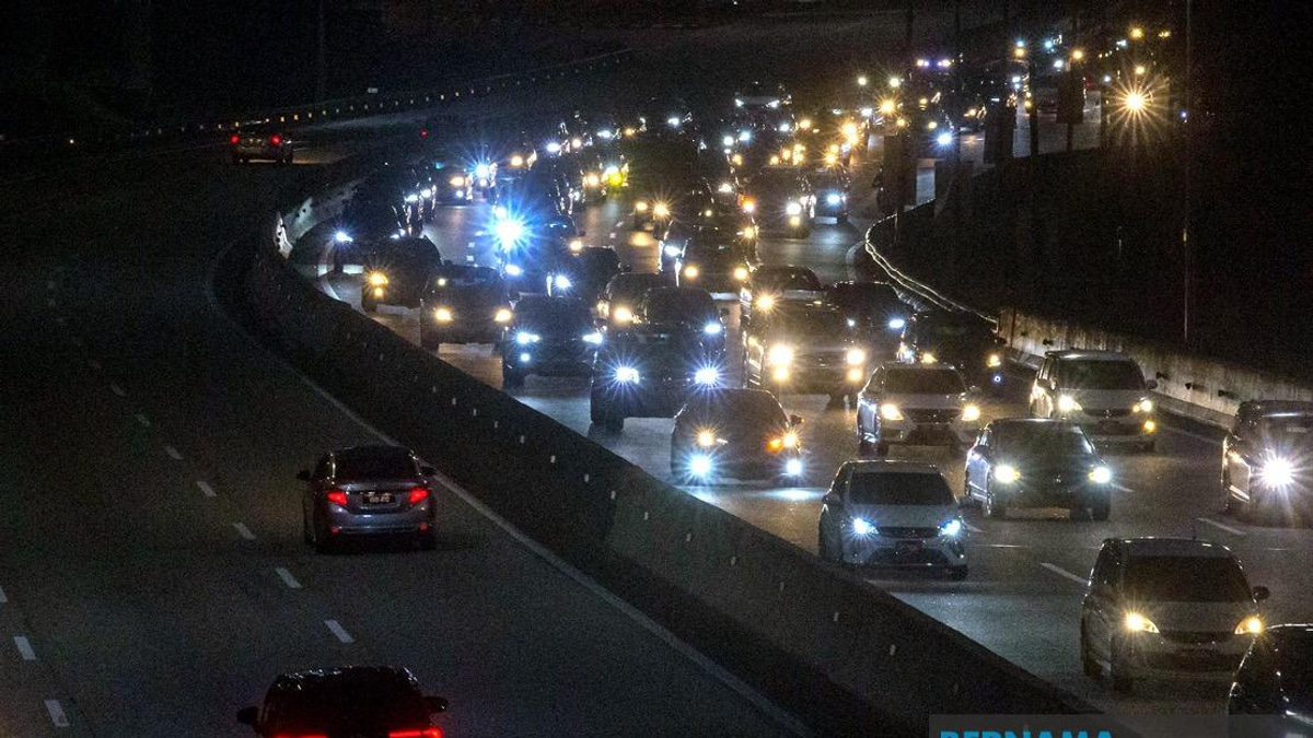 Fatal Motorcycle Crash Slows Traffic On North-South Expressway
