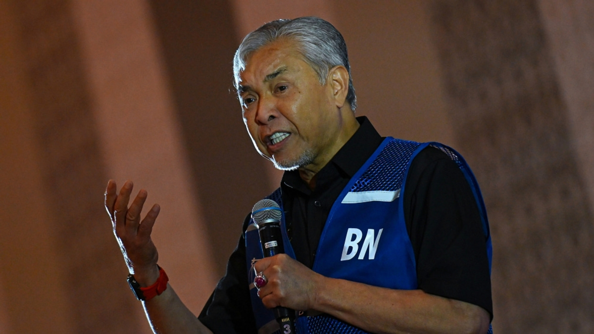 Ahmad Zahid defends BN manifesto as fresh and enhanced amid plagiarism claims