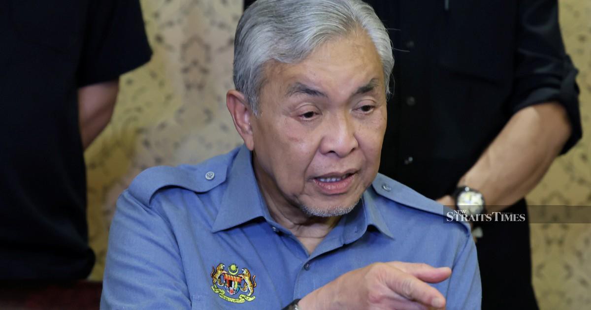 Zahid urges Barisan Nasional to stay cautious ahead of Negri Sembilan polls