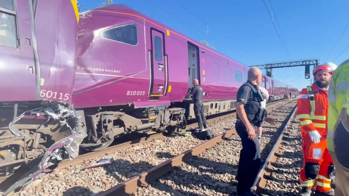 One Killed, Multiple Injured in Major Train Collision North of London