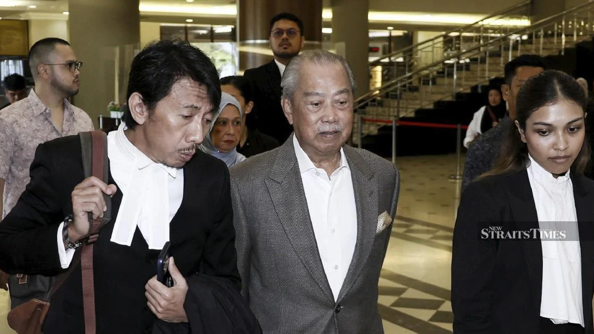 Director testifies five companies sought Jana Wibawa contracts through Muhyiddin