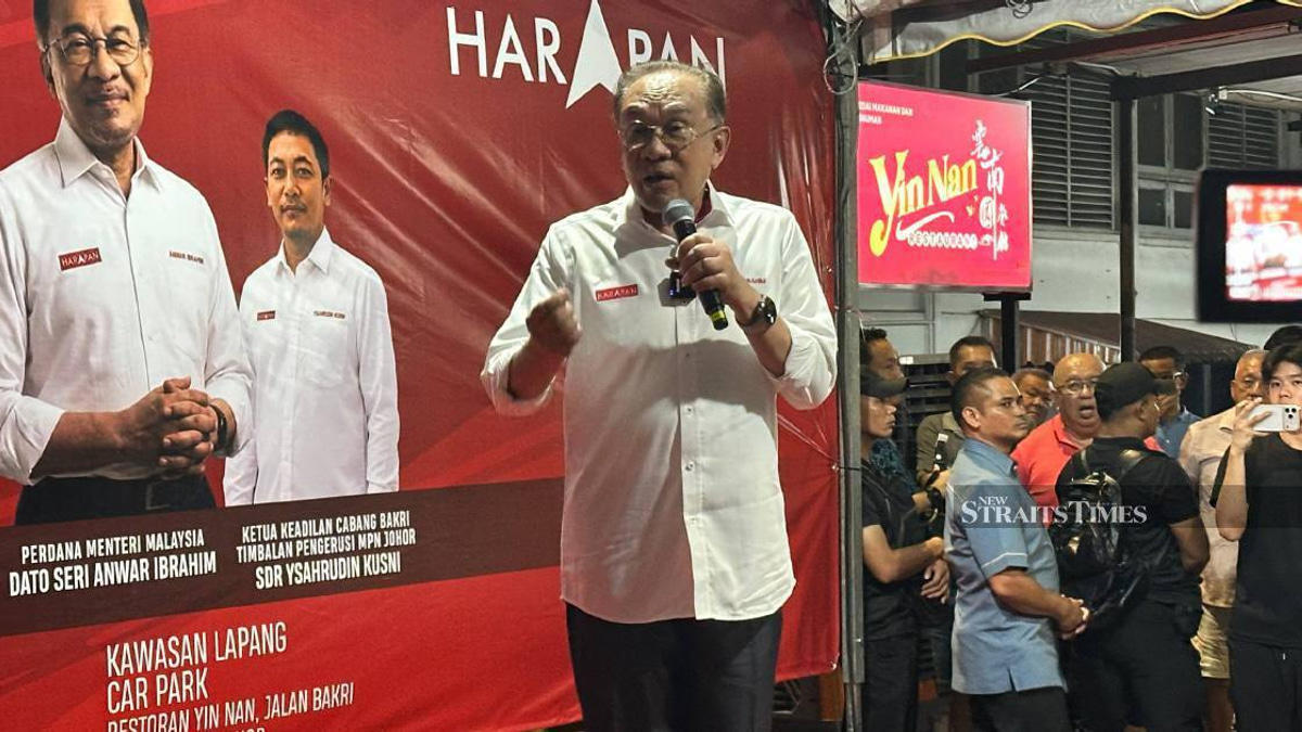 Anwar Urges Johor Voters to Back Leaders With Integrity, Not Arrogance