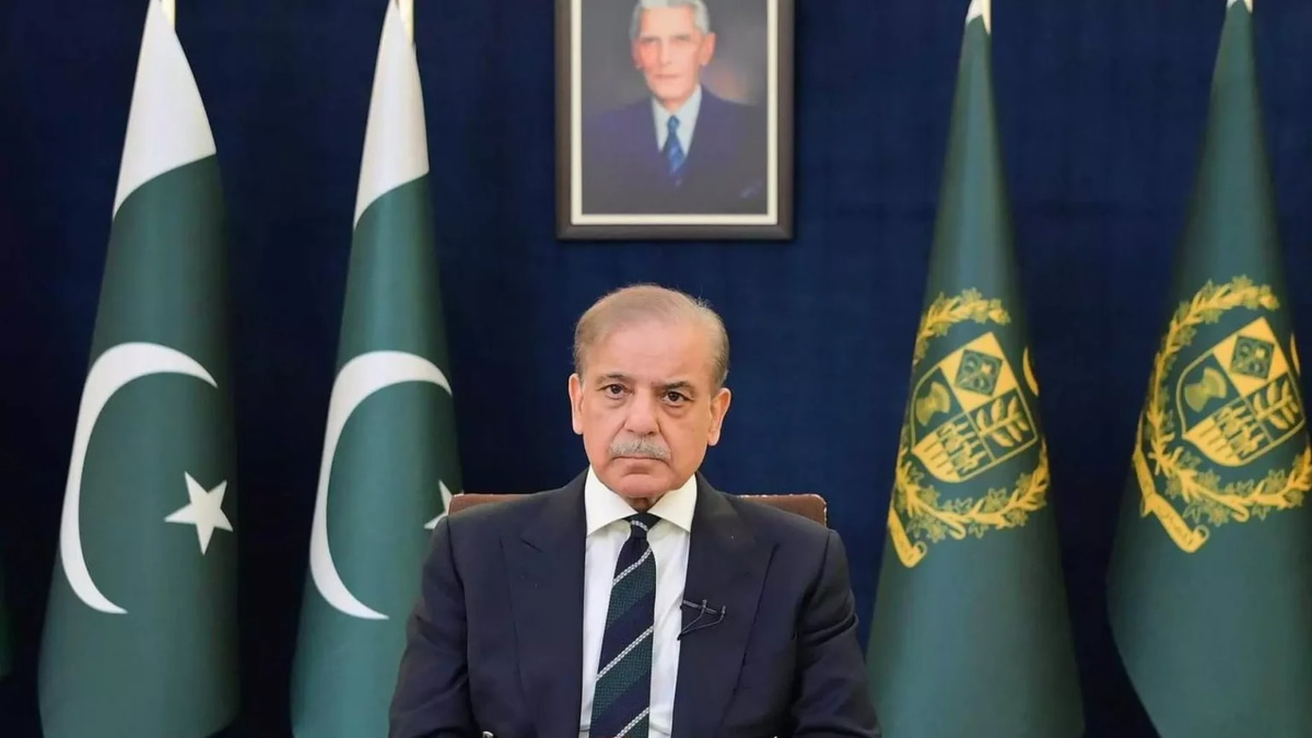 Pakistan Hails Trump's Push for Regional Peace Talks