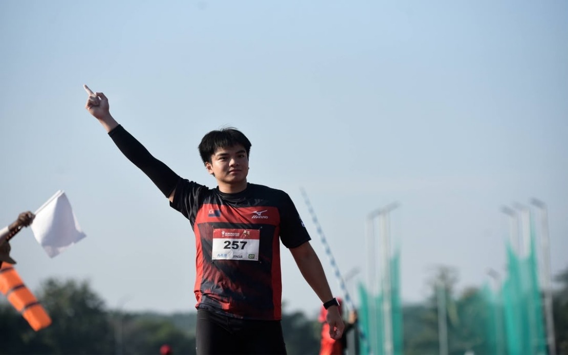 From Badminton Court to Javelin Glory: How a Teacher's Observation Launched Kai Le's Record-Breaking Career