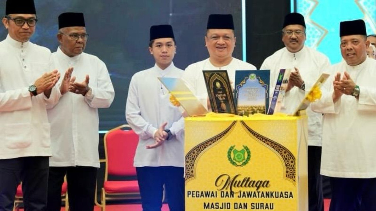 Perlis Raja Muda Emphasises Integrity and Professionalism in Management of Mosques and Suraus