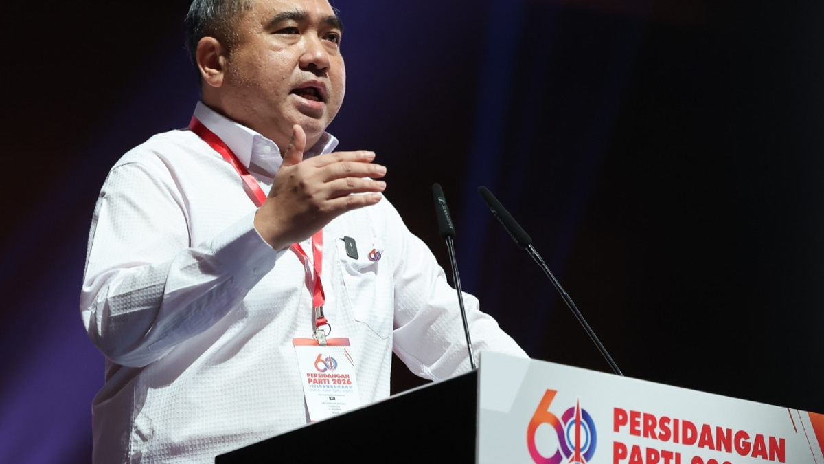 DAP throws full weight behind Anwar's AUKU abolition push, but Loke signals appetite for deeper reform