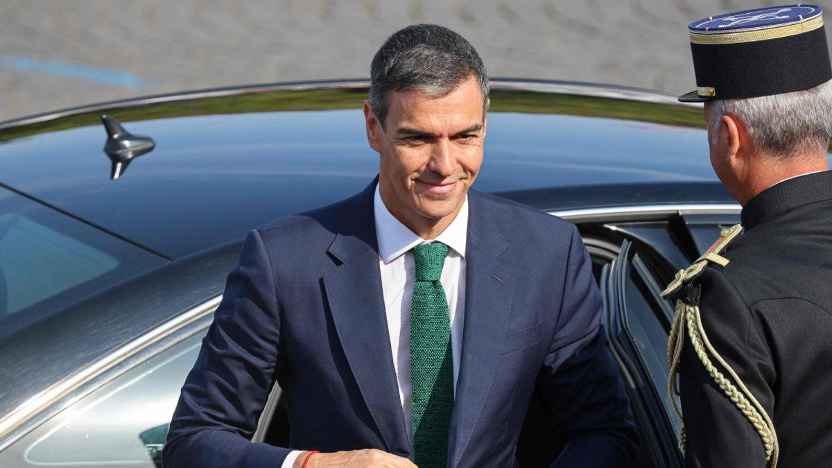 Spain's PM Hails 'Unique' National Team Spirit Ahead of World Cup Final